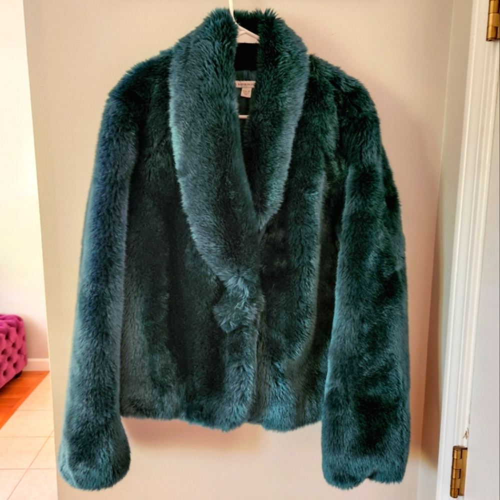 Emerald Green Faux Fur Coat Size M/L